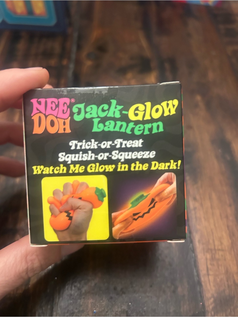 Needoh Orange Jack-O'-Lantern Kids Glow-In-The-Dark Pumpkin Squishy NWT - Picture 7 of 7